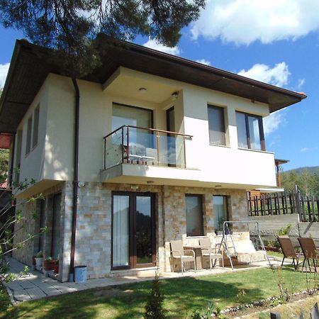 Къща За Гости Сиана Dospat Exterior photo